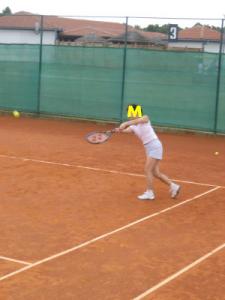テニス　２