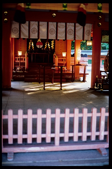 朝の神社